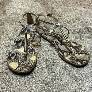 Strapping flats snakeskin
